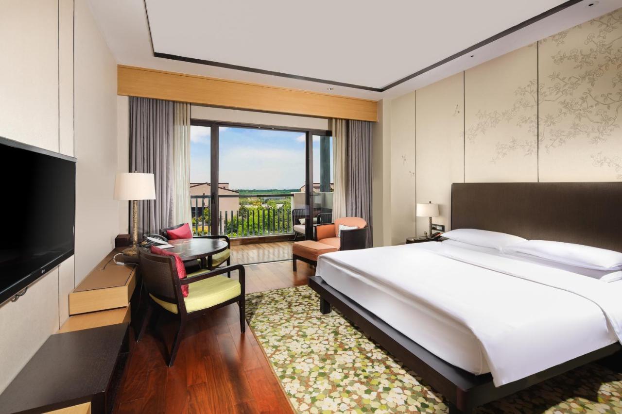 Hyatt Regency Chongming Hotell Exteriör bild